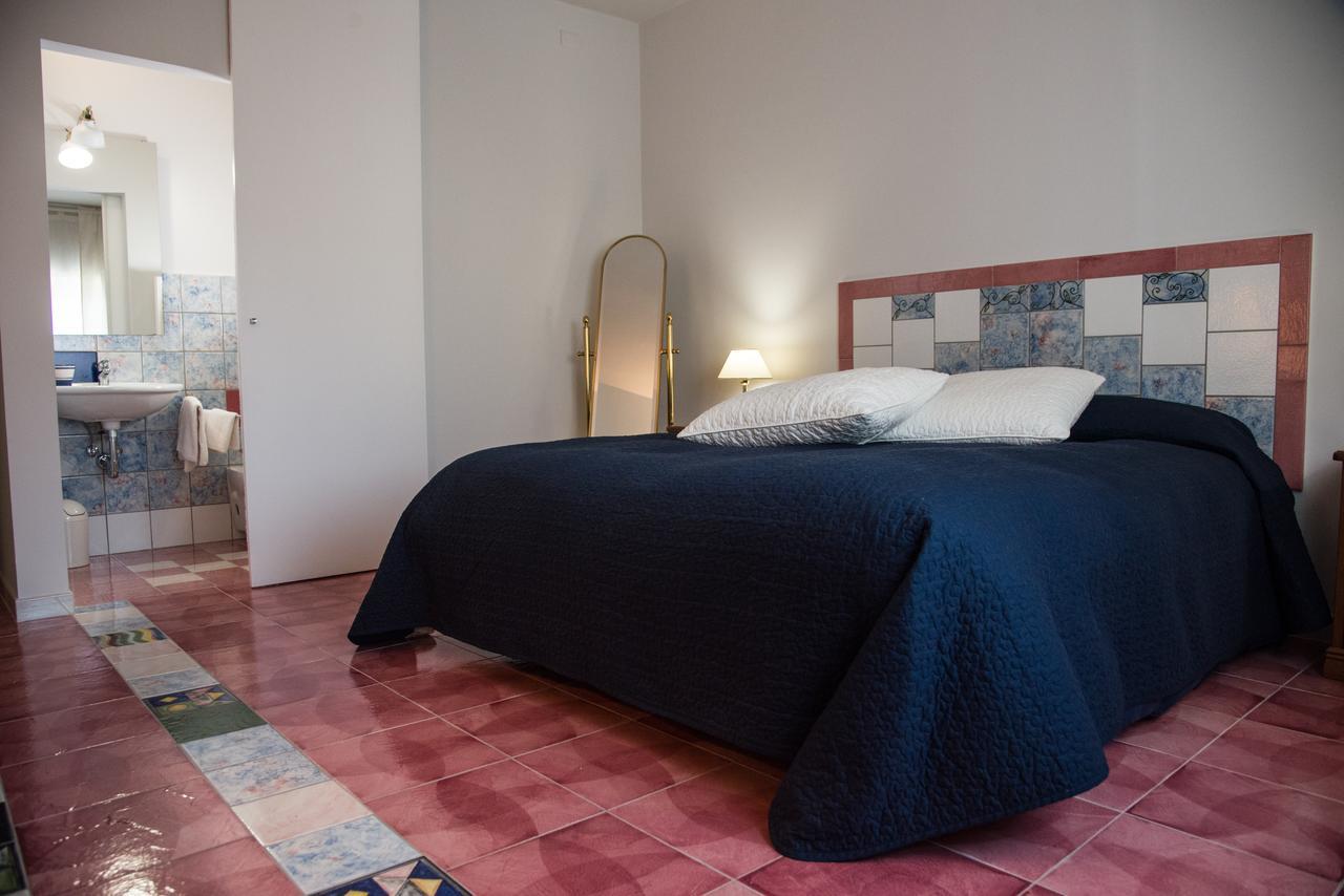 Bed and Breakfast Via Roma 205 Рионеро-ин-Вультуре Экстерьер фото